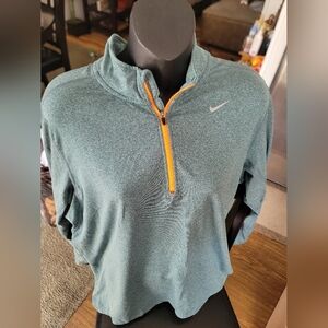 Womens Medium Nike Teal Dri-FIT Athletic Top